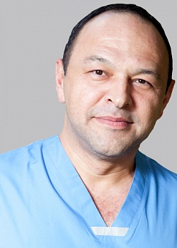 Анвар Салиджанов начал прием в клинике МОН БЛАН